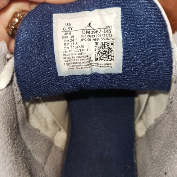 Air Jordan 3 Retro (BIG BOY) - Picture 8 of 8